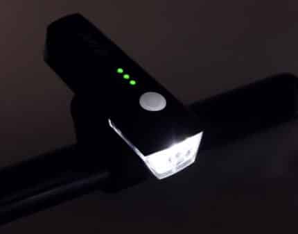 Luz led recargable 300 Lumen EWL015 2