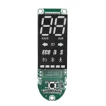 Vista frontal del display Ninebot Max G2 E con indicadores de velocidad, batería, intermitentes y modos de conducción.